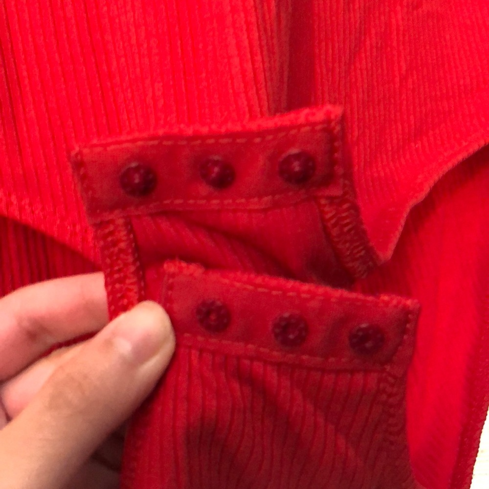 red H&M body suit - Picture 4 of 4